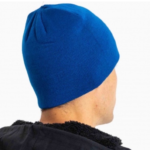 Hurley Beanie Logo Icon Staples Beanie Winter Hat blue Adult NWT one size - Picture 2 of 7